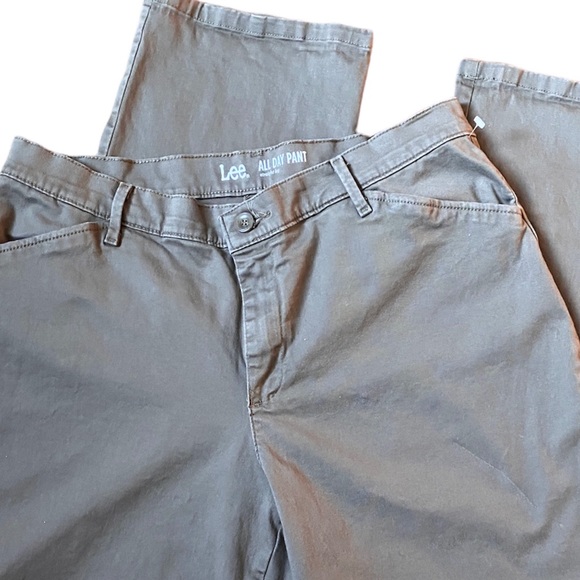 Lee , Women Pants , All Day Pants , Women Khaki Jeans , Straight Leg Pants , - Picture 11 of 13